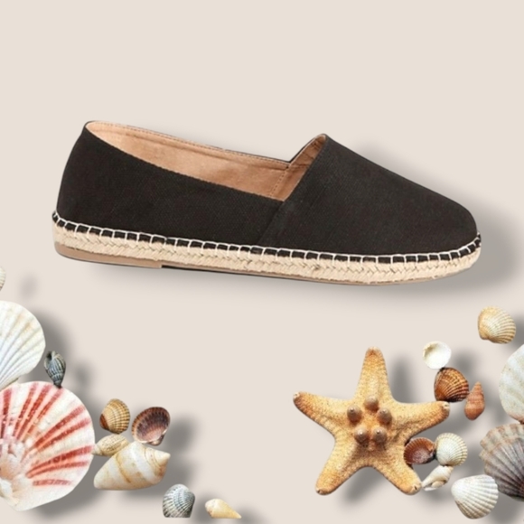 ❤️Old Navy Canvas Slip-on Espadrille Flats in Black - Picture 1 of 10